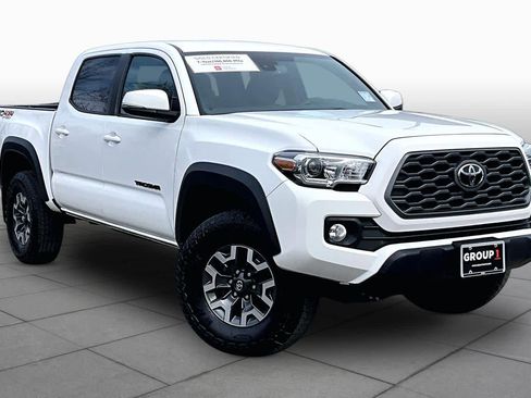 Used 2023 Toyota Tacoma TRD Off-Road AWD/4WD image 3