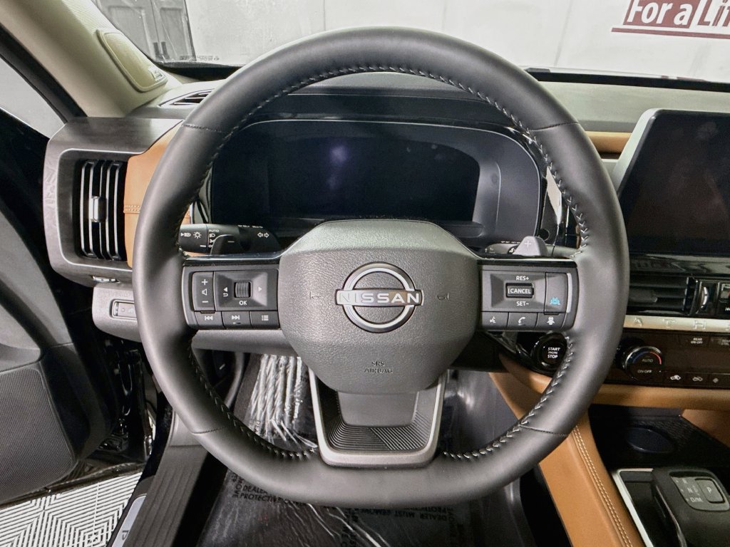 Certified 2026 Nissan Pathfinder Platinum AWD/4WD image 21