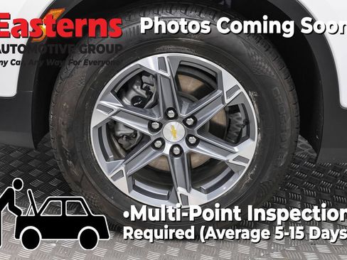 Used 2025 Chevrolet Blazer LT FWD image 33
