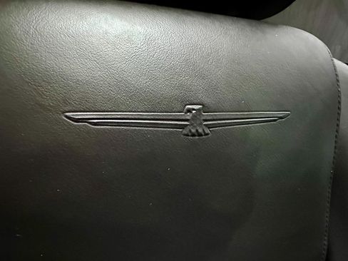Used 2002 Ford Thunderbird Deluxe image 24