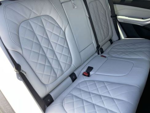 New 2026 BMW X5 sDrive40i w/ Premium Package image 13