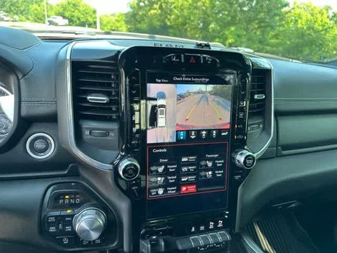 Used 2021 RAM 1500 Laramie AWD/4WD image 11