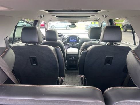 Used 2021 Chevrolet Traverse RS w/ LPO, Floor Liner Package AWD/4WD image 9