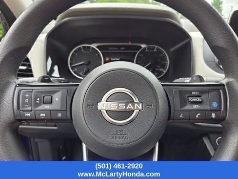 Used 2023 Nissan Rogue SV FWD image 26
