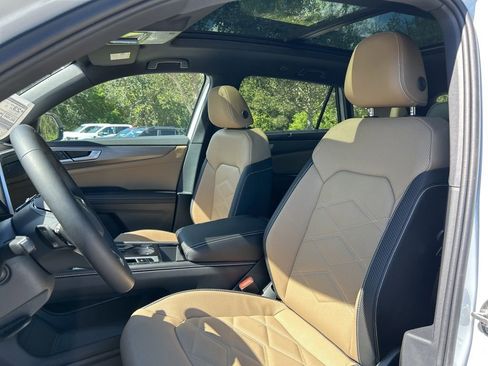 New 2026 Volkswagen Atlas Cross Sport SE image 15