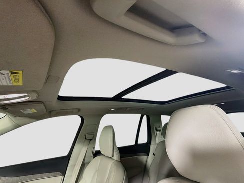 Certified 2023 Volvo XC90 B6 Plus w/ Protection Package Premier AWD/4WD image 23