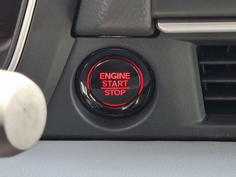 New 2025 Honda Pilot EX-L image 15