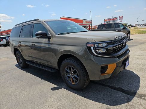 New 2027 Ford Expedition Tremor w/ Driver's Package AWD/4WD image 1