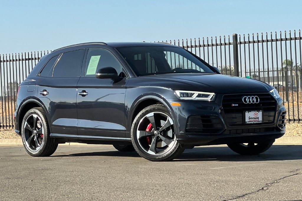 Used 2020 Audi SQ5 Premium Plus w/ Premium Plus Package AWD/4WD image 2