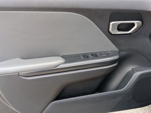 Used 2025 Kia K4 FWD image 11