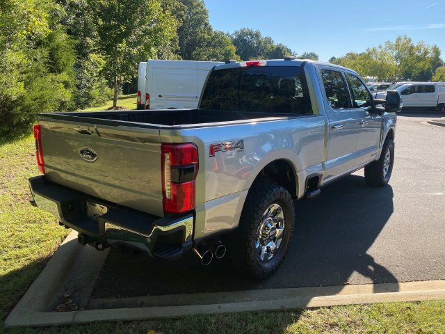 Used 2024 Ford F250 Lariat w/ Lariat Ultimate Package AWD/4WD image 34