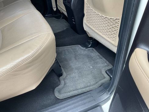 Used 2014 Toyota 4Runner Limited AWD/4WD image 41