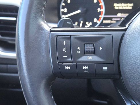 Used 2023 Nissan Rogue SV w/ SV Premium B Package image 27