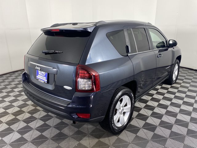 Used 2014 Jeep Compass Latitude AWD/4WD image 5