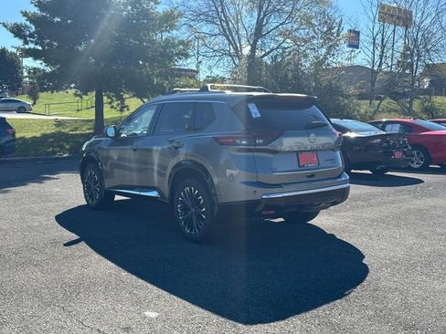 New 2026 Nissan Rogue Platinum w/ Platinum Premium Package image 6