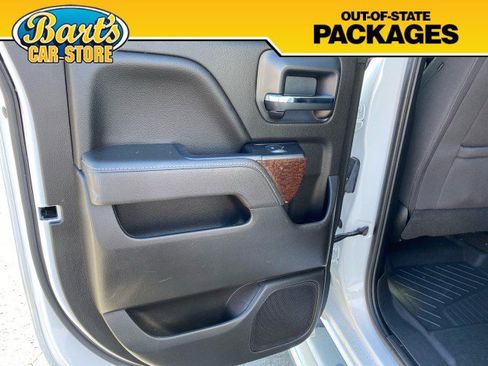 Used 2017 GMC Sierra 1500 SLE w/ SLE Value Package image 16