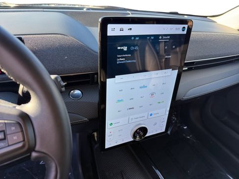 Certified 2024 Ford Mustang Mach-E Premium image 12