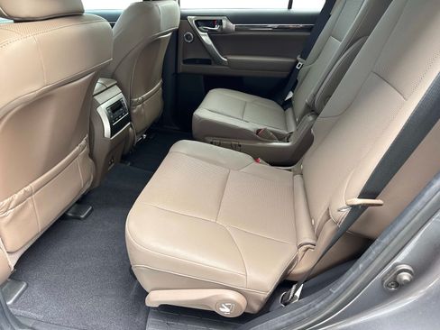 Certified 2023 Lexus GX 460 Premium AWD/4WD image 14