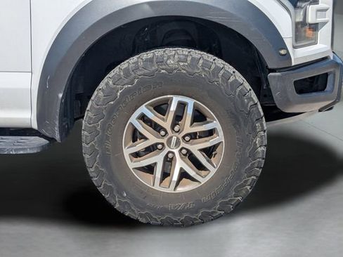 Used 2018 Ford F150 Raptor w/ Equipment Group 802A Luxury AWD/4WD image 33