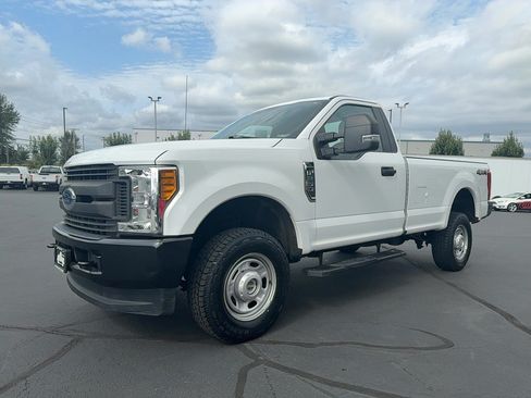 Used 2017 Ford F250 XL w/ Power Equipment Group AWD/4WD image 1