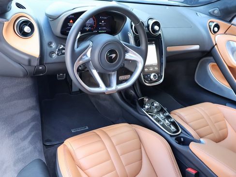 Used 2025 McLaren GTS image 14