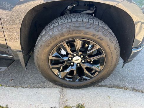Used 2022 Chevrolet Silverado 1500 RST AWD/4WD image 48