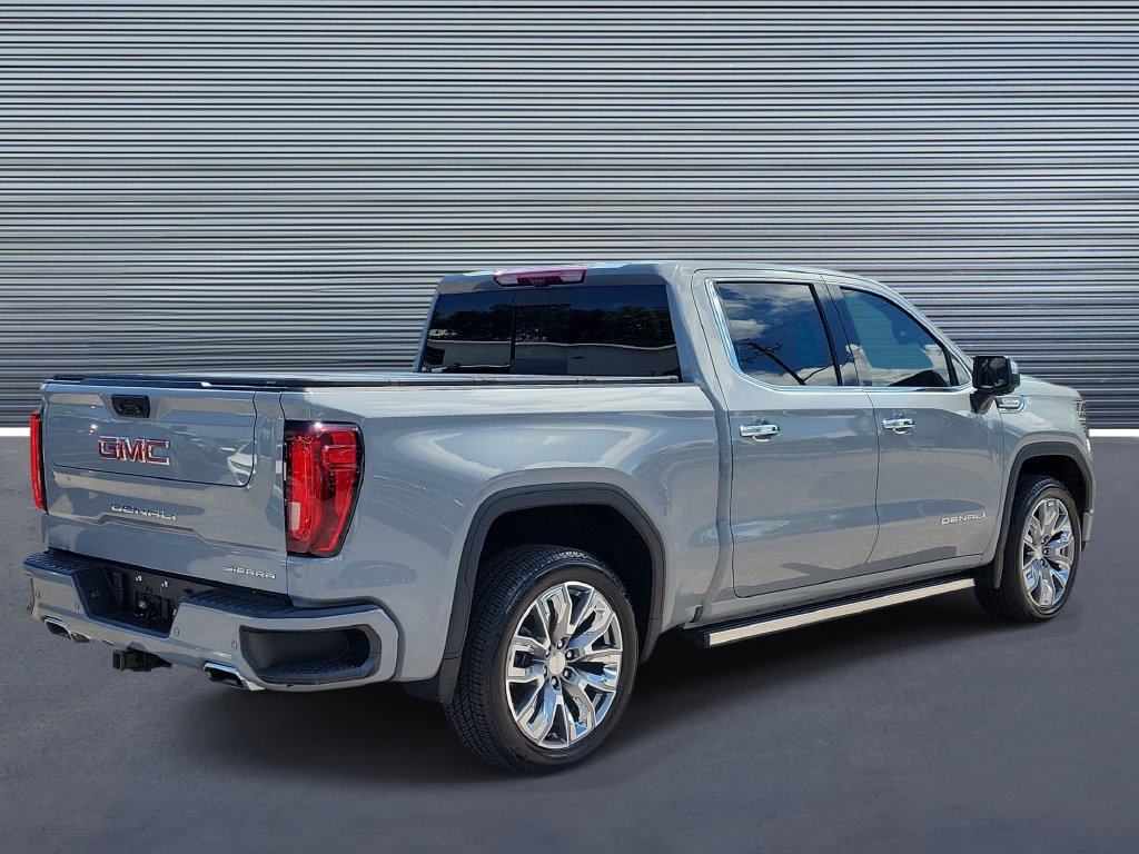 Used 2025 GMC Sierra 1500 Denali w/ Denali Reserve Package AWD/4WD image 3