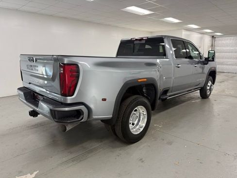 New 2026 GMC Sierra 3500 Denali Ultimate image 7