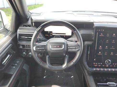 Used 2025 GMC Yukon XL AT4 Ultimate AWD/4WD image 20