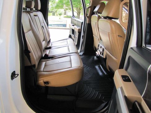 Used 2022 Ford F250 Lariat w/ Lariat Value Package image 20