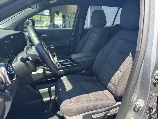 Used 2026 Chevrolet Equinox LT AWD/4WD image 9
