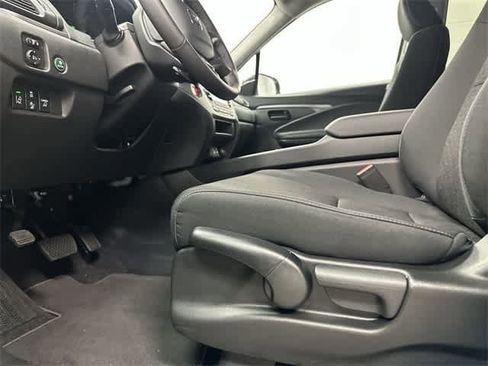 New 2025 Honda Ridgeline Sport image 26