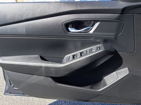Used 2025 Honda Accord LX image 28