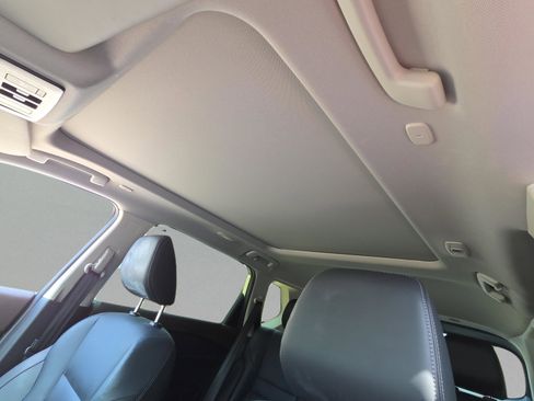 Used 2023 Nissan Rogue Platinum w/ Platinum Premium Package FWD image 17
