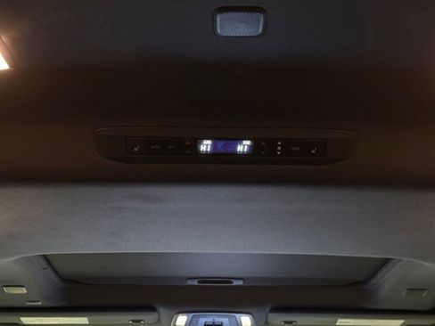 Used 2024 Toyota Sienna Platinum image 18