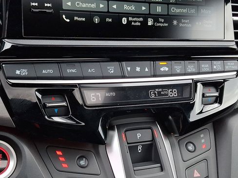 New 2026 Honda Odyssey Sport-L image 17