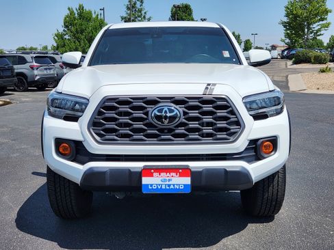 Used 2023 Toyota Tacoma TRD Off-Road w/ TRD Premium Off Road Package AWD/4WD image 5