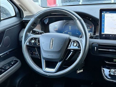 Used 2023 Lincoln Corsair Reserve FWD image 27