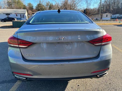 Used 2015 Hyundai Genesis 3.8 w/ Option Group 04 image 4