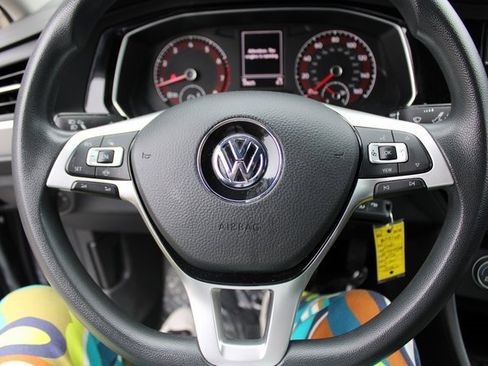 Used 2021 Volkswagen Jetta S image 12