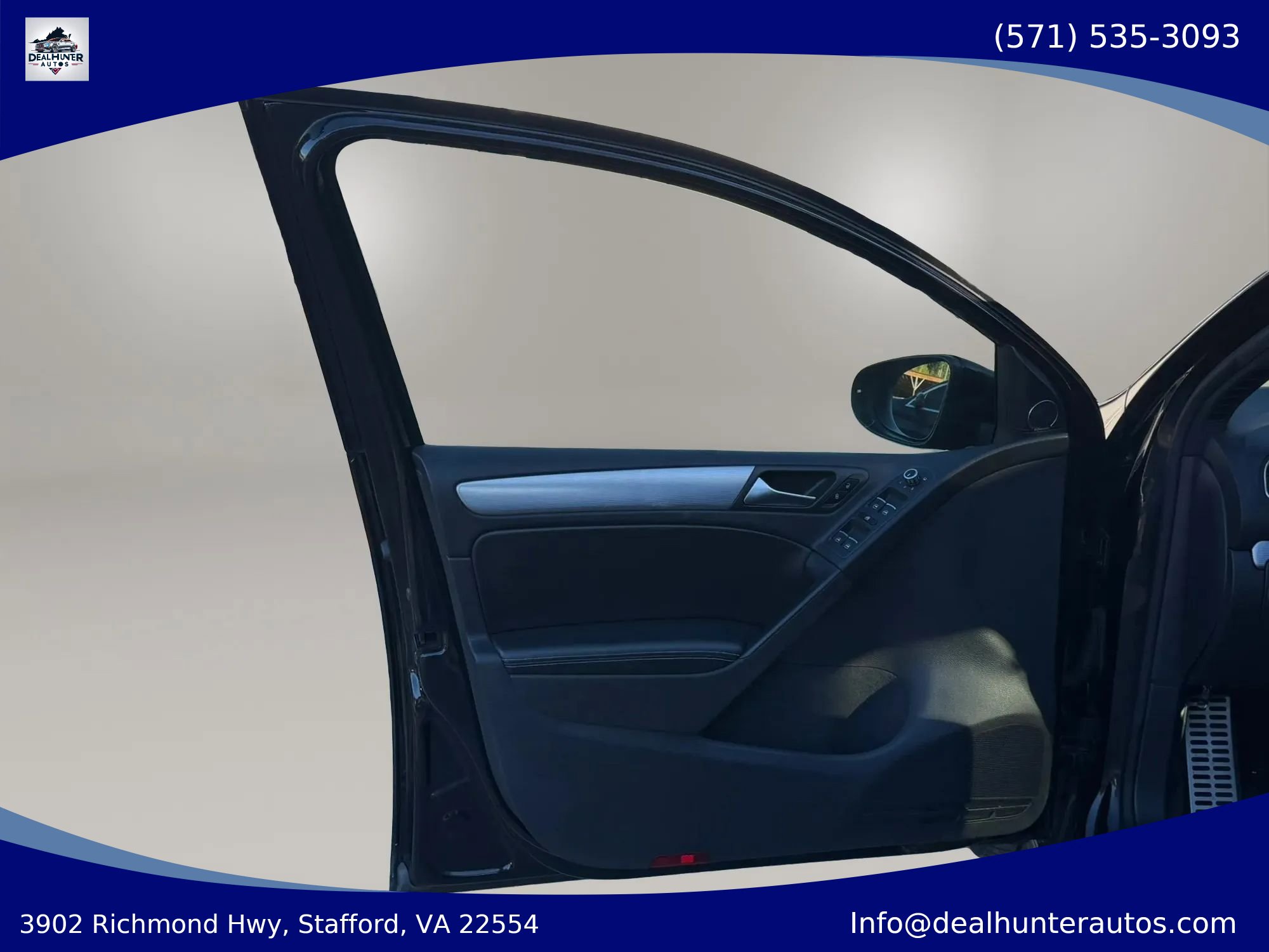 Used 2013 Volkswagen Golf 4-Door AWD/4WD image 21