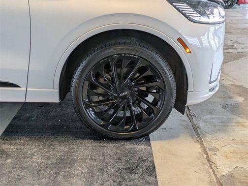 Used 2025 Lincoln Aviator Reserve w/ Jet Appearance Package image 25