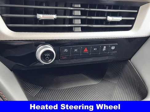 New 2026 Ford Explorer Active w/ Active Comfort Package image 19