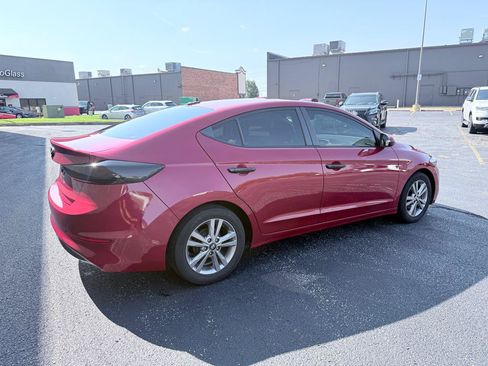 Used 2017 Hyundai Elantra Value Edition FWD image 5
