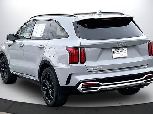 Used 2023 Kia Sorento SX image 7