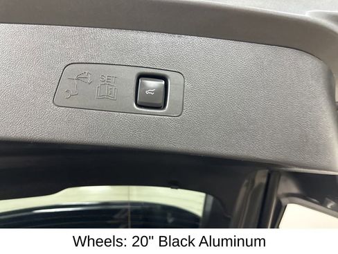 Used 2023 Lincoln Corsair Reserve w/ Equipment Group 201A AWD/4WD image 29