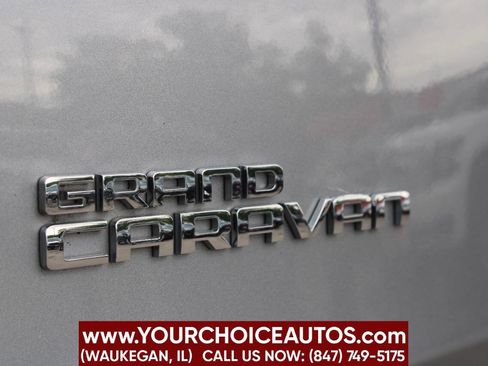 Used 2015 Dodge Grand Caravan SXT image 10