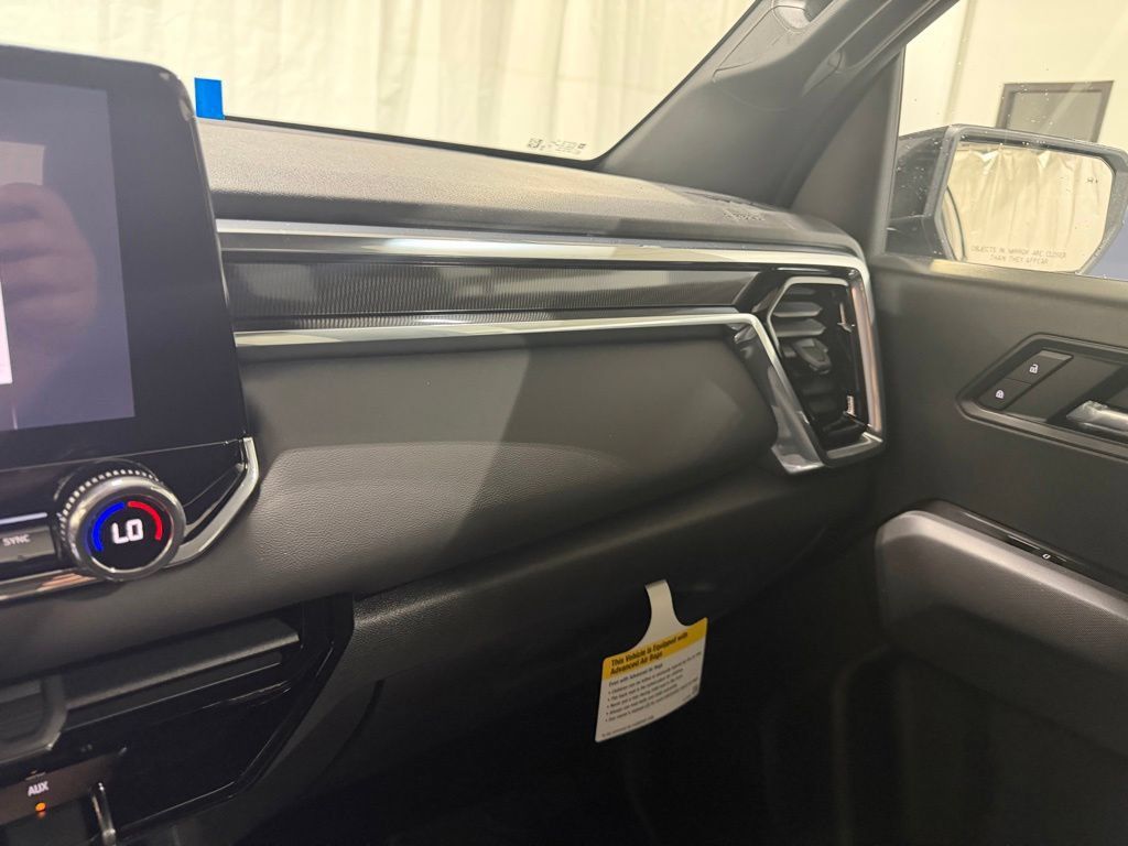 New 2026 GMC Canyon Elevation w/ Convenience Package RWD image 24