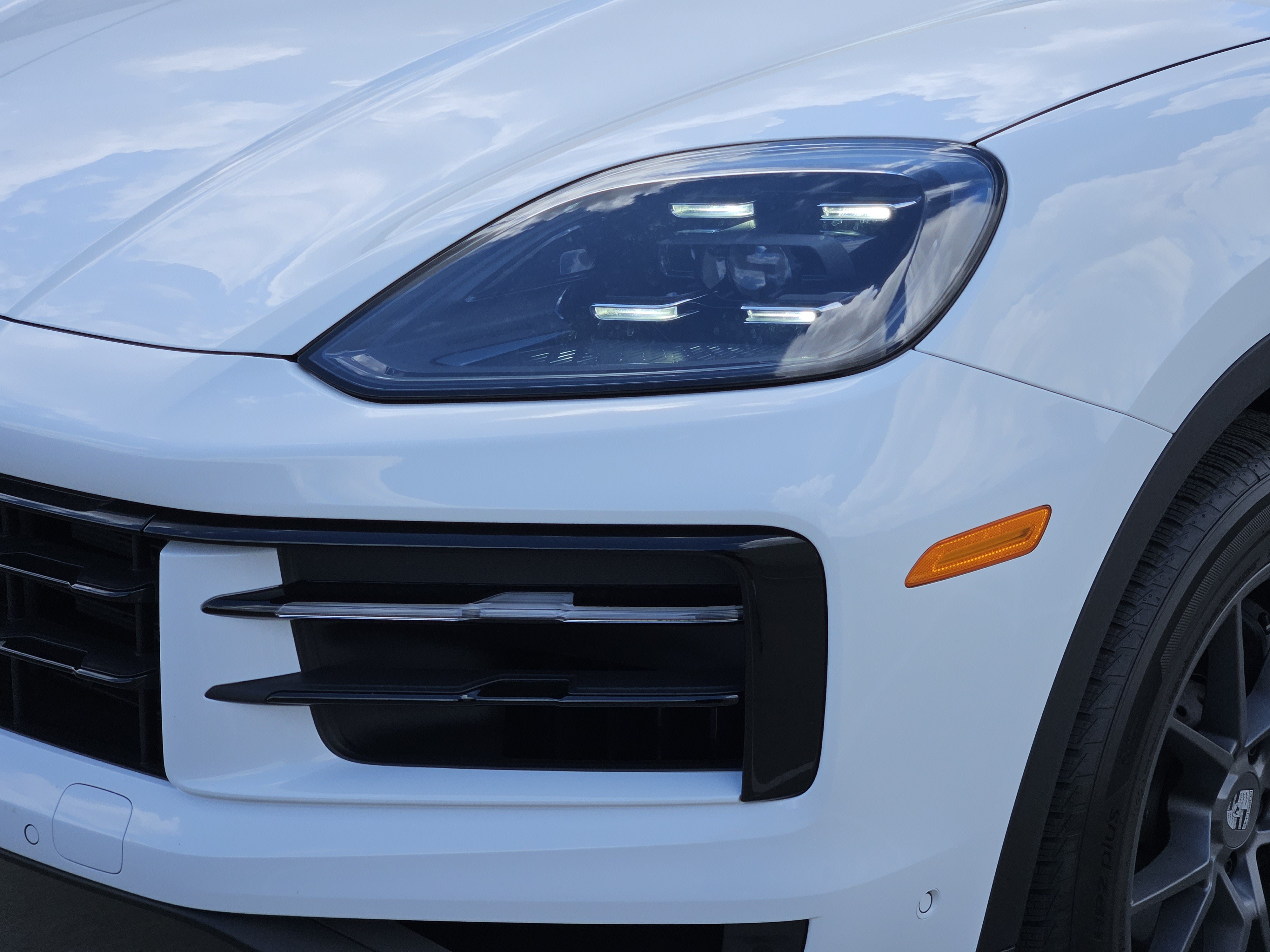 Certified 2026 Porsche Cayenne Coupe AWD/4WD image 12