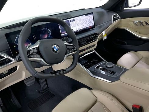 Certified 2025 BMW 330i xDrive Sedan w/ Premium Package AWD/4WD image 22